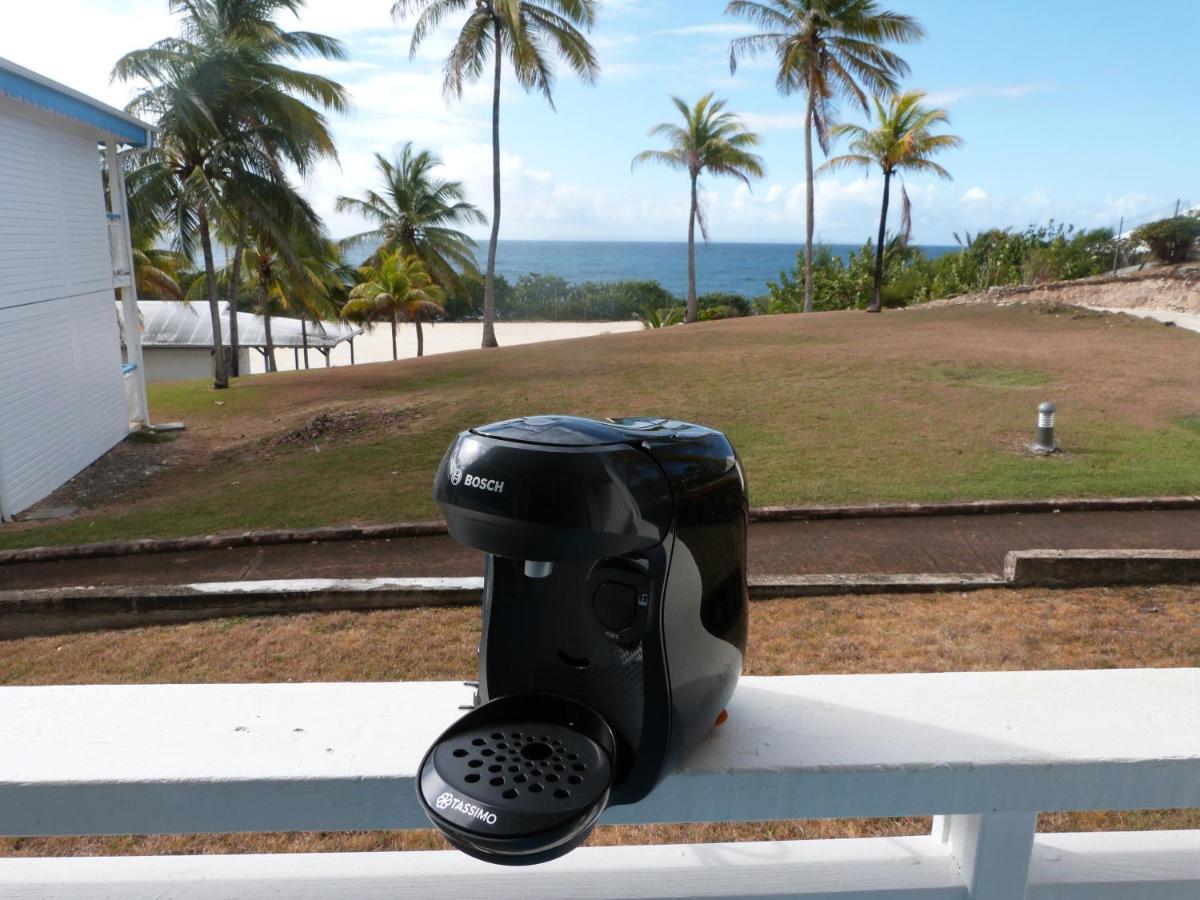 Studio Vue Mer Piscine Plage Kaz Punch Manganao Chez Julie サン・フランソワ エクステリア 写真